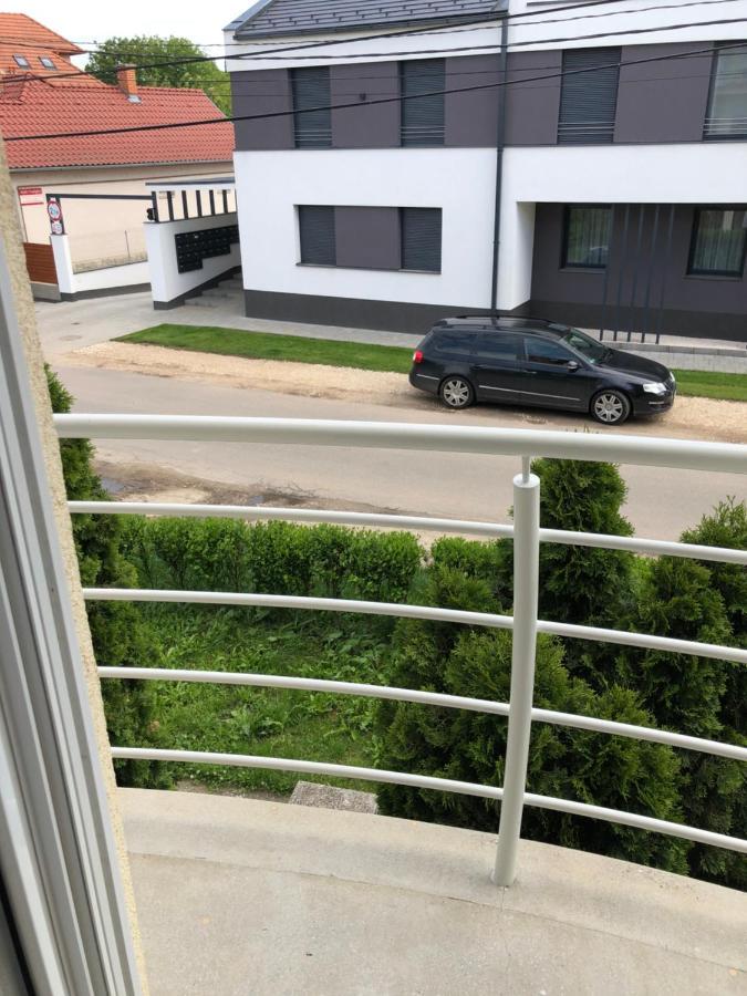 Alina Apartmanok Hajdúszoboszló Екстериор снимка