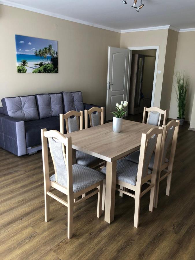 Alina Apartmanok Hajdúszoboszló Екстериор снимка