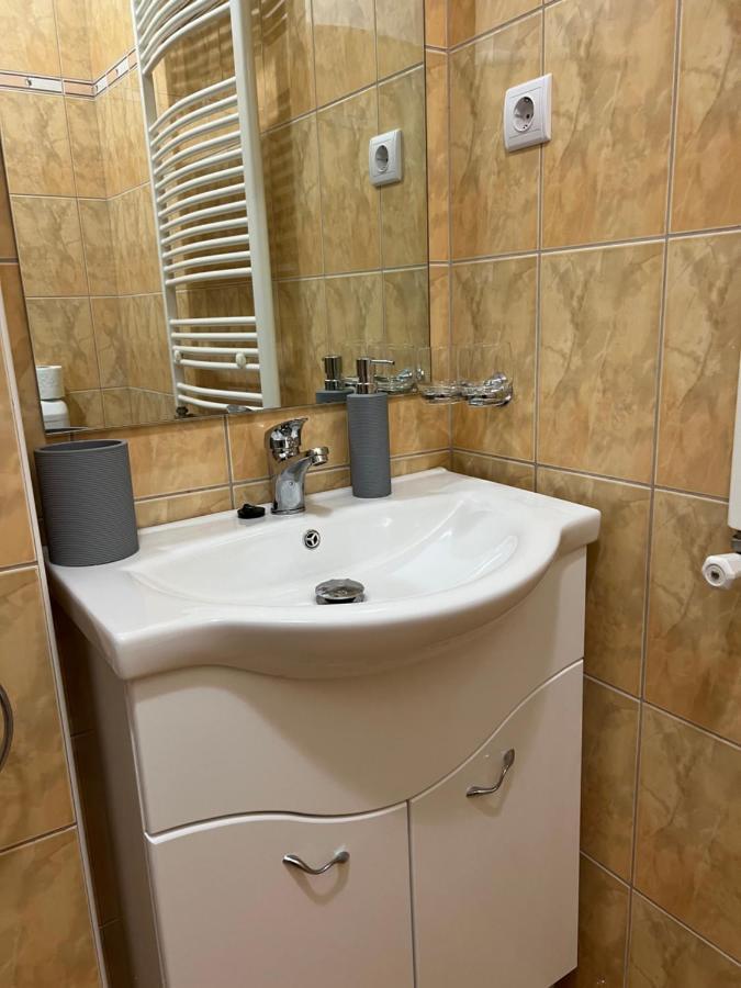 Alina Apartmanok Hajdúszoboszló Екстериор снимка